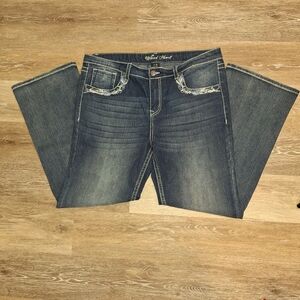 Wired Heart Straight Leg Women’s Jeans Sz 20 Embroidery Stitching Distressed